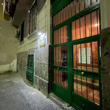 Home Sweet Home Inizio Di Spacca Napoli Exterior photo
