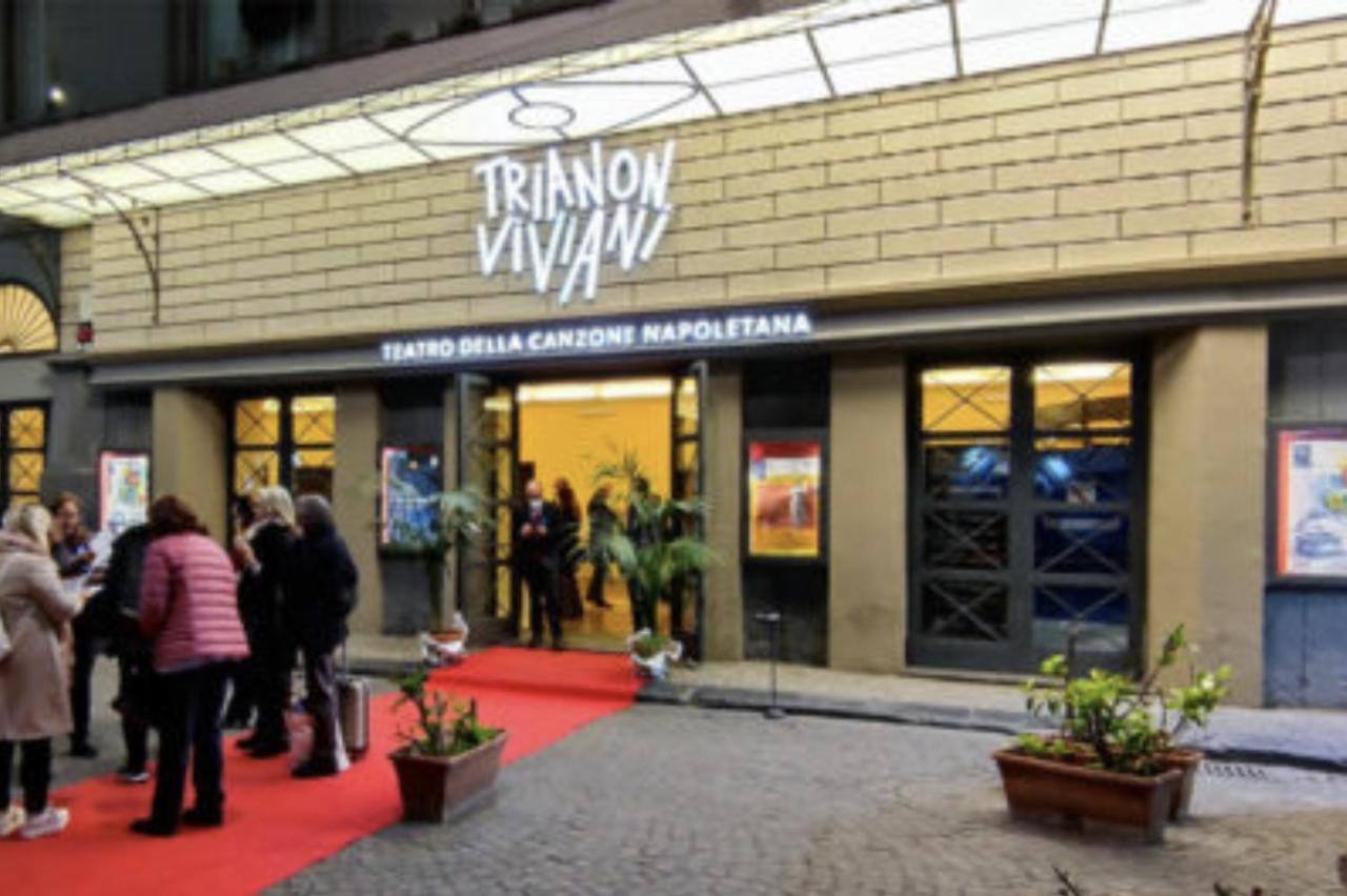 Home Sweet Home Inizio Di Spacca Napoli Exterior photo