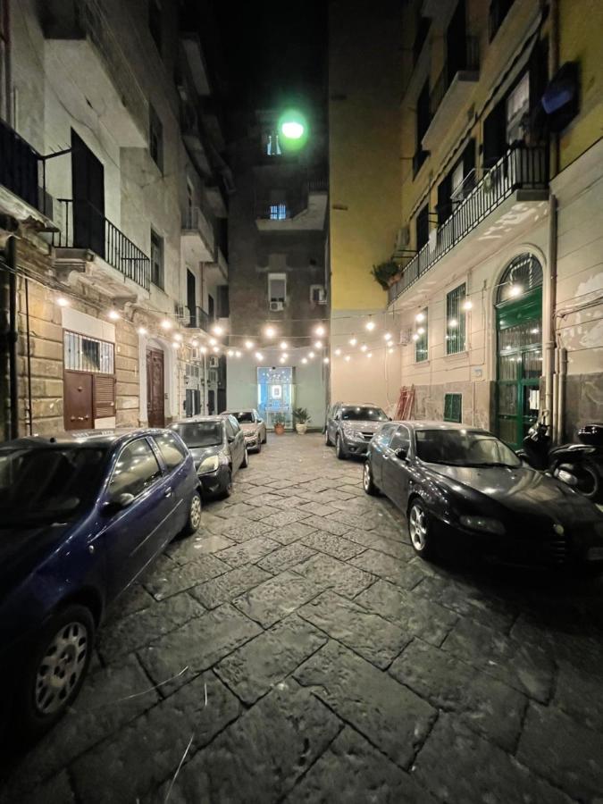 Home Sweet Home Inizio Di Spacca Napoli Exterior photo