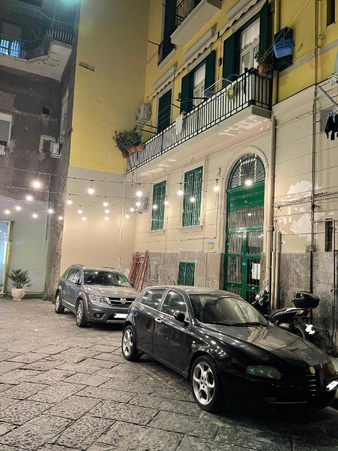 Home Sweet Home Inizio Di Spacca Napoli Exterior photo